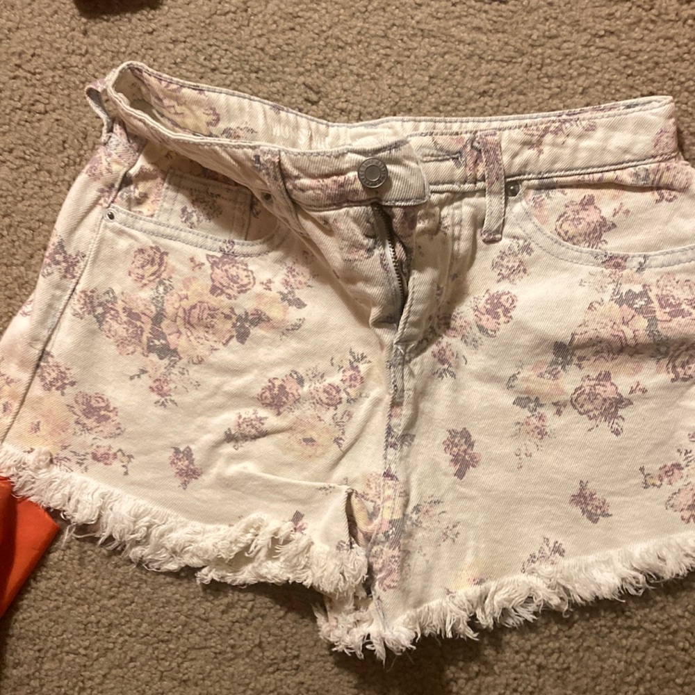 Mossimo flower print jean shorts